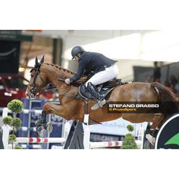 Jumping Verona 2015 - Longines FEI World Cup Jumping - Premio Fixdesign Roger Yves Bost on Quartz de la Lande Verona,08/11/2015 ph.Stefano Grasso/Jumping Verona