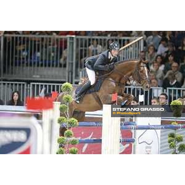 Jumping Verona 2015 - Longines FEI World Cup Jumping - Premio Fixdesign Martin Fuchs on Coriano Carthago Verona,08/11/2015 ph.Stefano Grasso/Jumping Verona