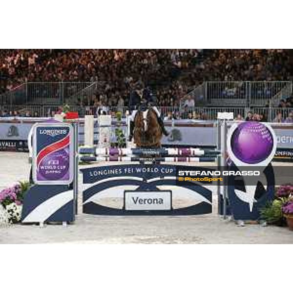 Jumping Verona 2015 Piergiorgio Bucci on Casallo Z Verona,8 novembre 2015 ph.Stefano Grasso/Jumping Verona