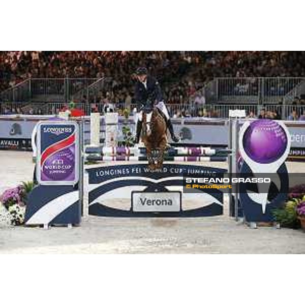 Jumping Verona 2015 Piergiorgio Bucci on Casallo Z Verona,8 novembre 2015 ph.Stefano Grasso/Jumping Verona