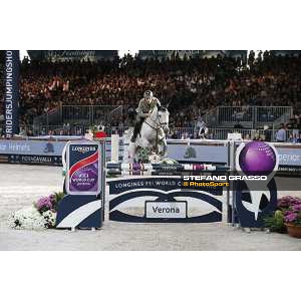 Jumping Verona 2015 Emanuele Gaudiano on Caspar Verona,8 novembre 2015 ph.Stefano Grasso/Jumping Verona
