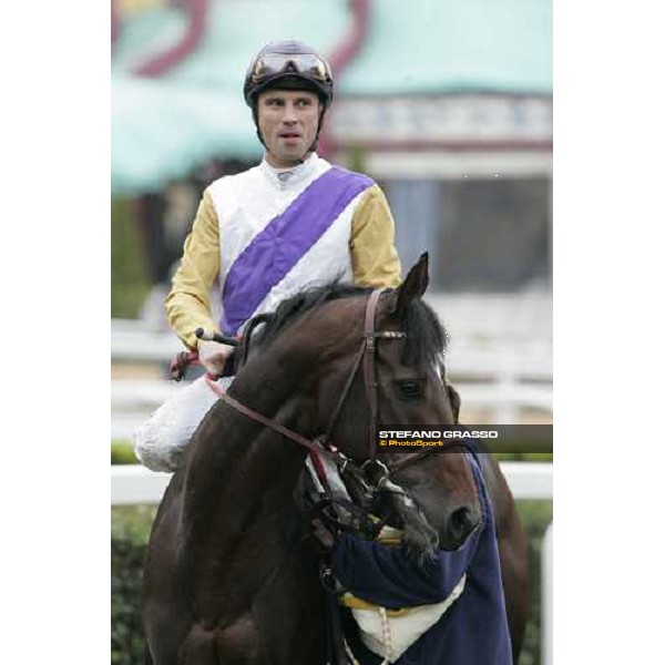 Willian Mongil on Soldier Hollow, winners of Premio Roma At The Races, before the race Rome, 6th november 2005 ph. Stefano Grasso