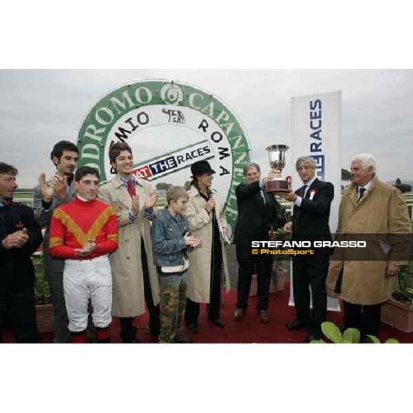 giving prize for St Paul House\'s connection winner of Premio Umbria Rome, 6th november 2005 ph. Stefano Grasso