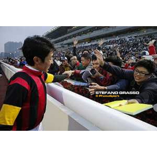 Yutaka Take on A Shin Hikari wins the Longines Hong Kong Cup Hong Kong,13th dec.2015 ph.Stefano Grasso/Longines
