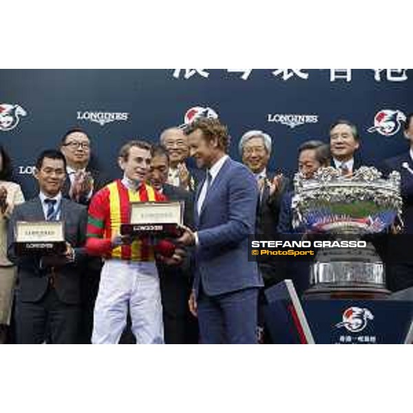 Ryan Moore on Maurice wins the Longines Hong Kong Mile Hong Kong,13th dec.2015 ph.Stefano Grasso/Longines