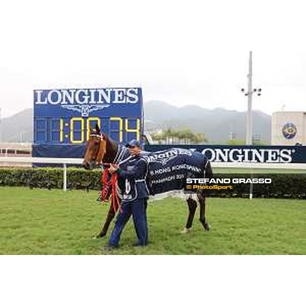 Joao Moreira on Peniaphobia wins the Longines Hong Kong Sprint Hong Kong,13th dec.2015 ph.Stefano Grasso/Longines