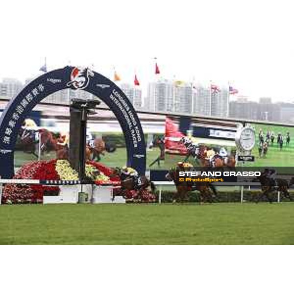 Joao Moreira on Peniaphobia wins the Longines Hong Kong Sprint Hong Kong,13th dec.2015 ph.Stefano Grasso/Longines