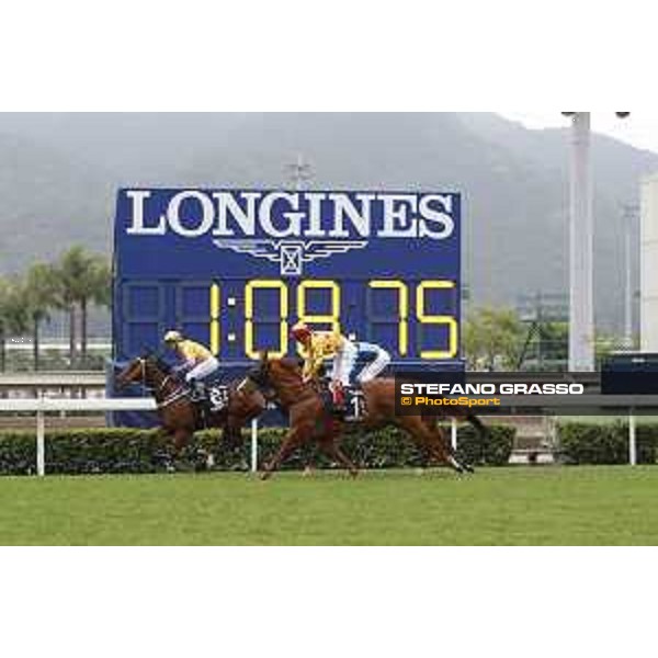 Joao Moreira on Peniaphobia wins the Longines Hong Kong Sprint Hong Kong,13th dec.2015 ph.Stefano Grasso/Longines