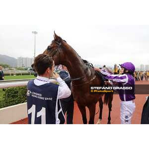 Ryan Moore on Highland Reel wins the Longines Hong Kong Vase Hong Kong,13th dec.2015 ph.Stefano Grasso/Longines