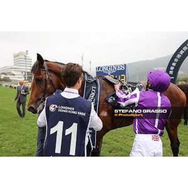 Ryan Moore on Highland Reel wins the Longines Hong Kong Vase Hong Kong,13th dec.2015 ph.Stefano Grasso/Longines