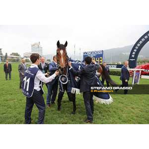 Ryan Moore on Highland Reel wins the Longines Hong Kong Vase Hong Kong,13th dec.2015 ph.Stefano Grasso/Longines