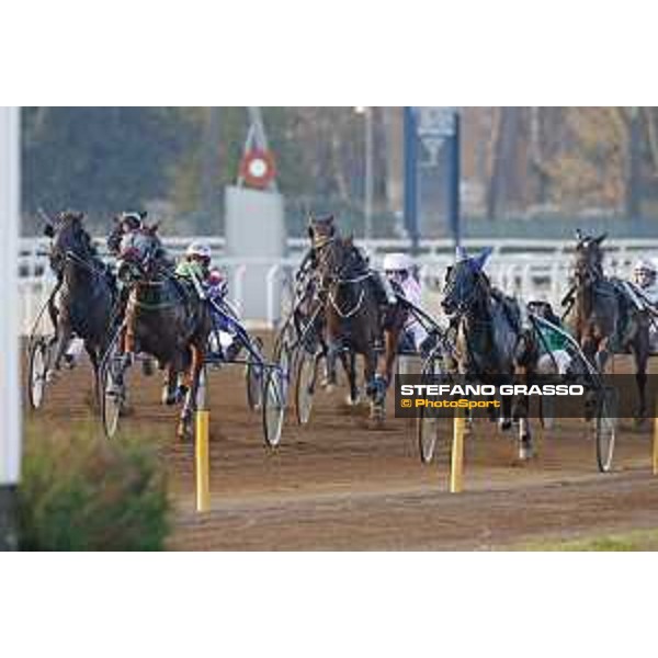 Man.Matteini with Urlo dei Venti wins the Gran Premio Allevatori ph.Stefano Grasso/HippoGroup Roma Capannelle