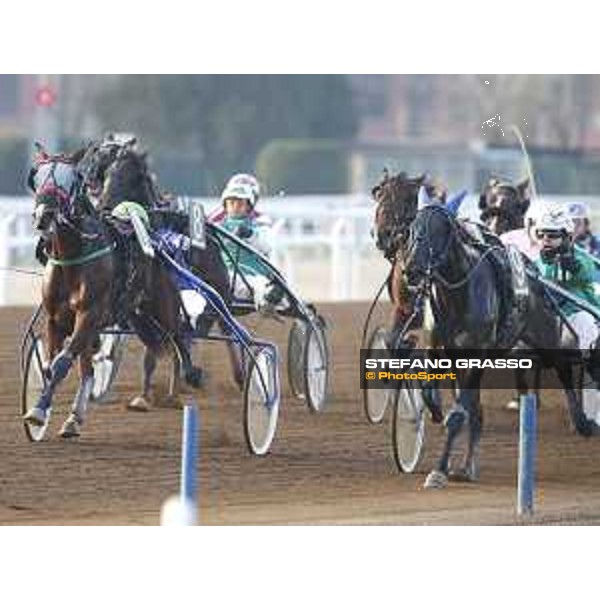 Man.Matteini with Urlo dei Venti wins the Gran Premio Allevatori ph.Stefano Grasso/HippoGroup Roma Capannelle