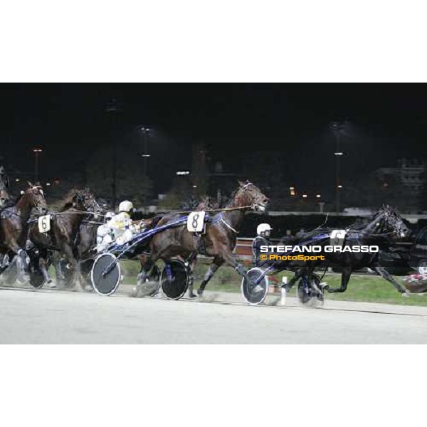 Enrico Bellei with Let\'s Go wins oGran Premio delle Nazioni \'memorial Vittorio di Capua\' Milan, 13rd nov. 2005 ph. Stefano Grasso