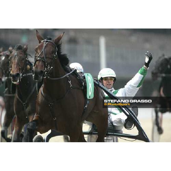 Edoardo Baldi with Guendalina Bar wins Gran Criterium Filly Milan, 13rd nov. 2005 ph. Stefano Grasso