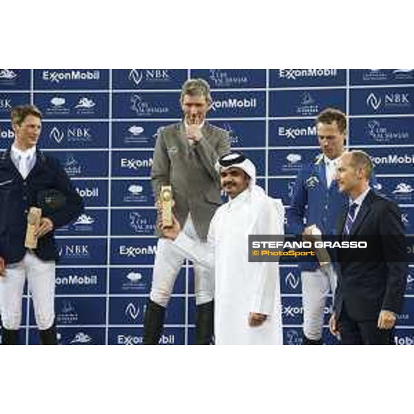 Sheikh Joaan bin Hamad bin Khalifa Al Thani presents the trophy to Ludger Beerbaum Doha,5th march 2016 ph.©.CHI Al Shaqab/Stefano Grasso all rights reserved