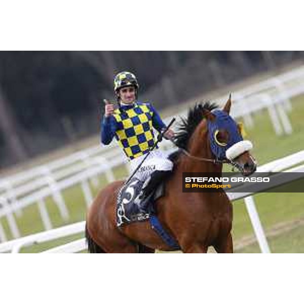 Fabio Branca and Shocking Blu win the 17° Premio Regione Toscana Pisa San Rossore racetrack 20/03/2016 ph.© Stefano Grasso