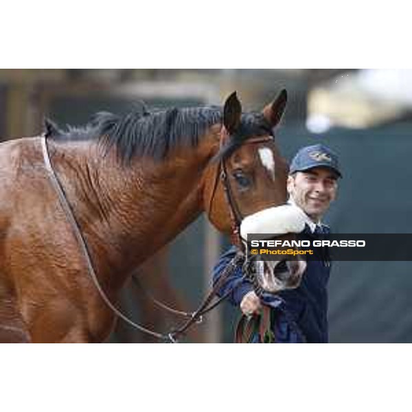 Shocking Blu and his groom Jonathan Bacci after winning the 17° Premio Regione Toscana Pisa San Rossore racetrack 20/03/2016 ph.© Stefano Grasso