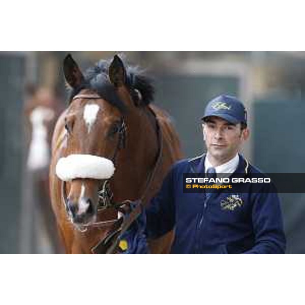 Shocking Blu and his groom Jonathan Bacci after winning the 17° Premio Regione Toscana Pisa San Rossore racetrack 20/03/2016 ph.© Stefano Grasso