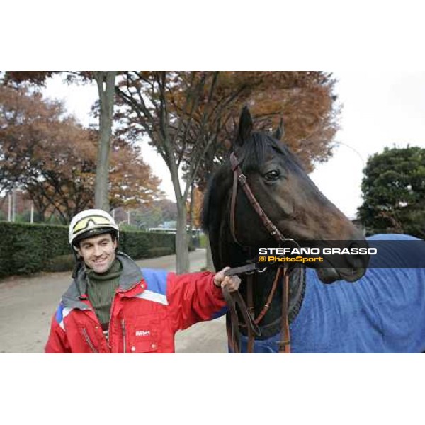 Sebastien Quennesson and Bago walking in the quarantine stables at Fuchu racetrack. Tokyo, 23rd november 2005 ph. Stefano Grasso