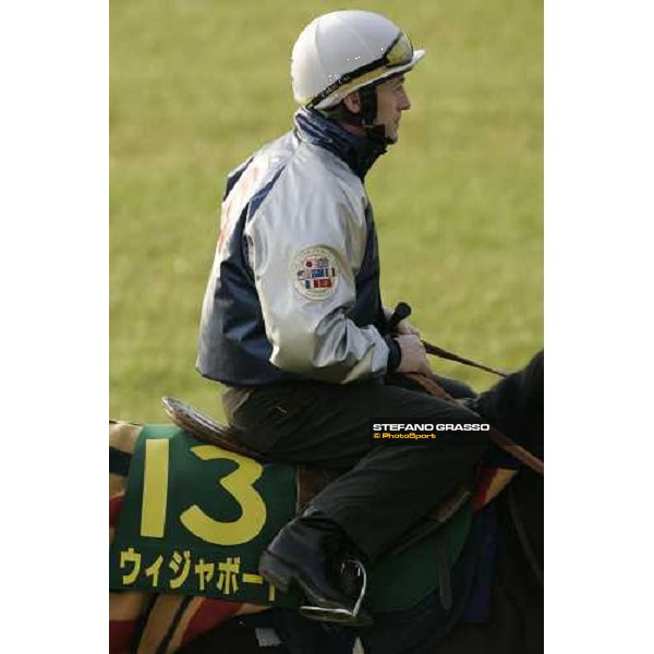 Kieren Fallon on Oujia Board at Fuchu race course Tokyo, 24th november 2005 ph. Stefano Grasso