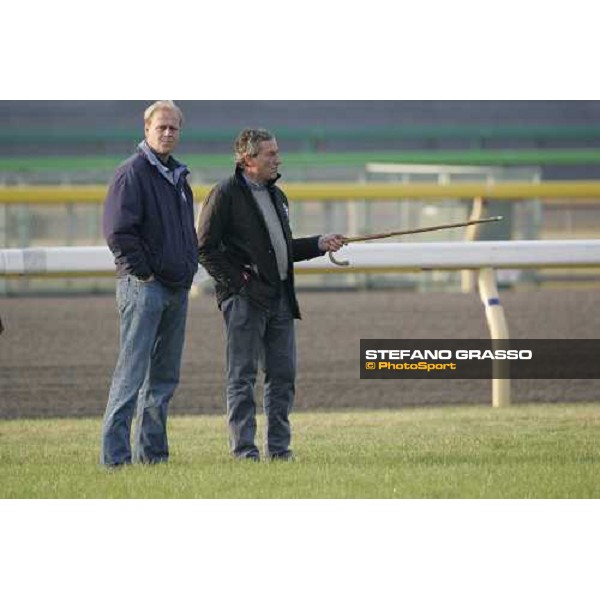 Luca Cumani and Ed Dunlop at Fuchu race course Tokyo, 24th november 2005 ph. Stefano Grasso