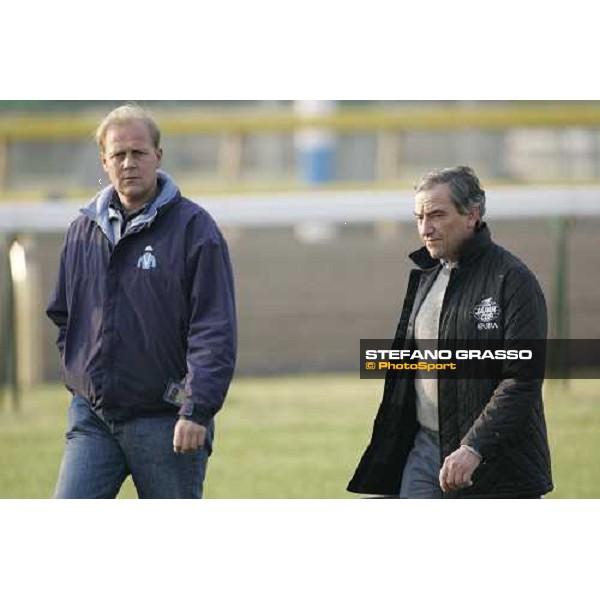 Luca Cumani and Ed Dunlop at Fuchu race course Tokyo, 24th november 2005 ph. Stefano Grasso