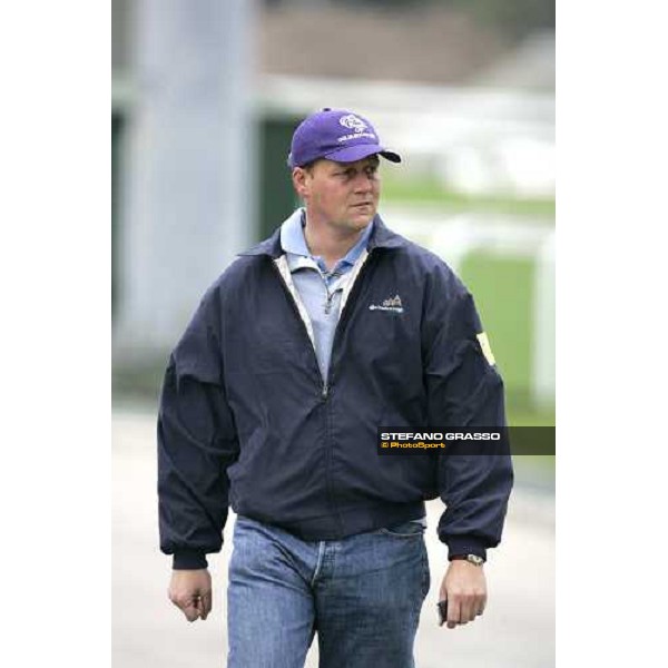 Ed Dunlop during morning track works at Sha Tin Hong Kong, 7th dec. 2005 ph. Stefano Grasso