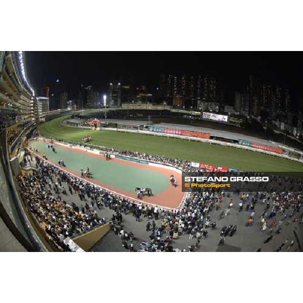 a panoramic view of Happy Valley race track Hong Kong, 8th dec.2005 ph. Stefano Grasso