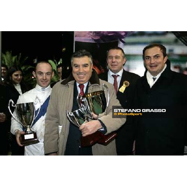 giving prize of Premio Siracusa won by Olivier Peslier on Great Challenge Siracusa, 15th january 2006 ph. Stefano Grasso