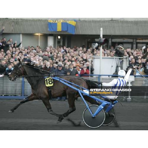 Christophe Gallier with Jag de Bellouet wins his second Grand Prix d\' Amerique Paris, 29th january 2006 ph. Stefano Grasso