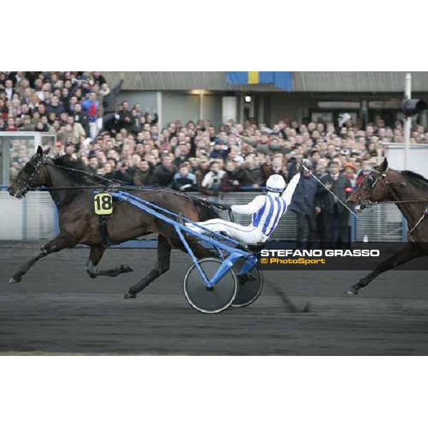 Christophe Gallier with Jag de Bellouet wins his second Grand Prix d\' Amerique Paris, 29th january 2006 ph. Stefano Grasso