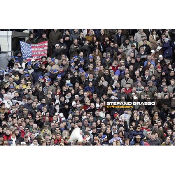 fans of Jag de Bellouet at 85¡ Grand Prix d\' Amerique Paris, 29th january 2006 ph. Stefano Grasso