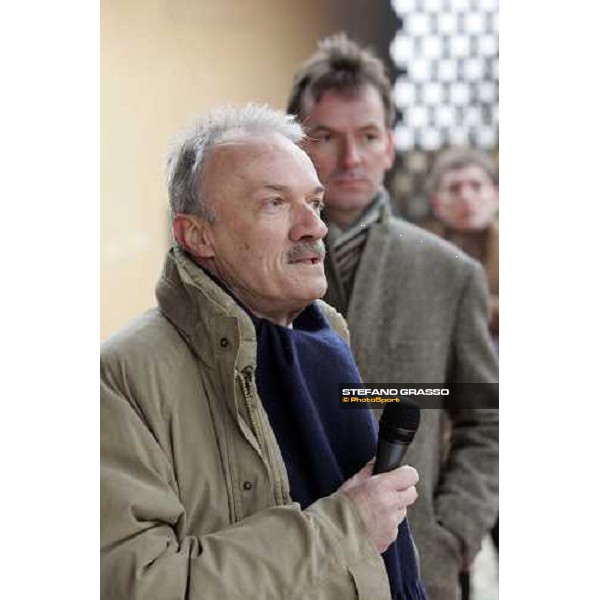 Fabrizio Bonelli introduces Andreas Jacobs, owner of Fahrhof Stud, at Montecucco Stud. Codogno (Lo), 18th february 2006 ph. Stefano Grasso