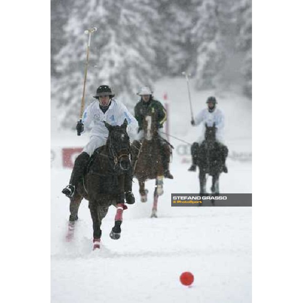 Deutsche Bank vs. Champagne Ruinart - Martin Espain Gastaldi Cortina Winter Polo Cup 2006 Cortina, 21 febbraio 2006 ph. Stefano Grasso