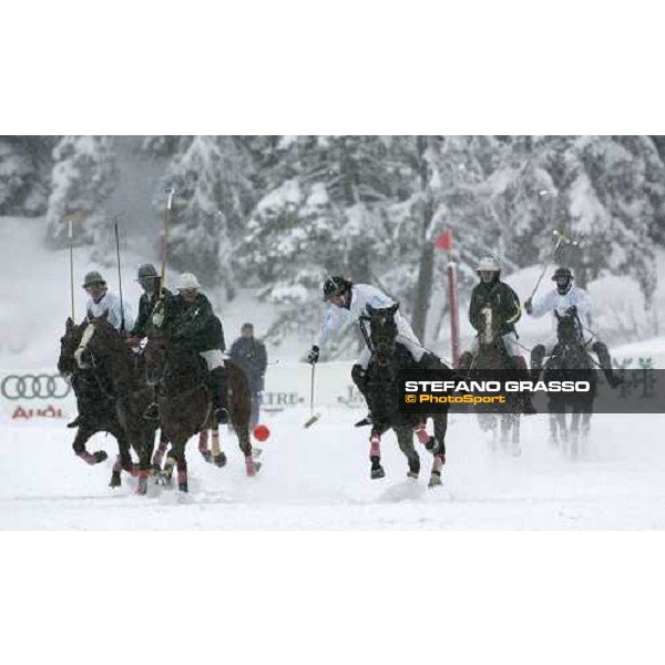 Deutsche Bank vs. Champagne Ruinart Cortina Winter Polo Cup 2006 Cortina, 21 febbraio 2006 ph. Stefano Grasso