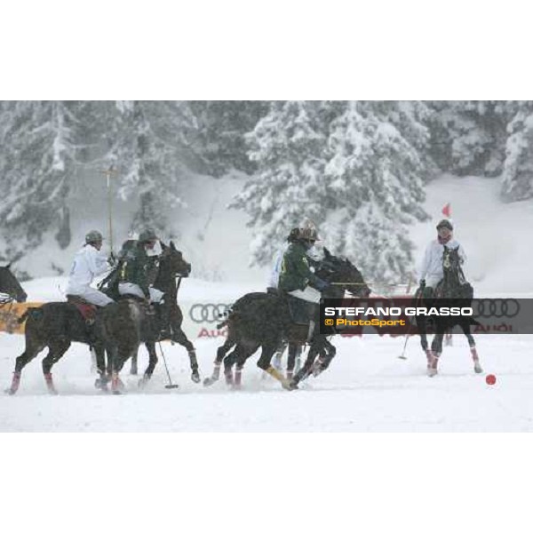 Deutsche Bank vs. Champagne Ruinart Cortina Winter Polo Cup 2006 Cortina, 21 febbraio 2006 ph. Stefano Grasso