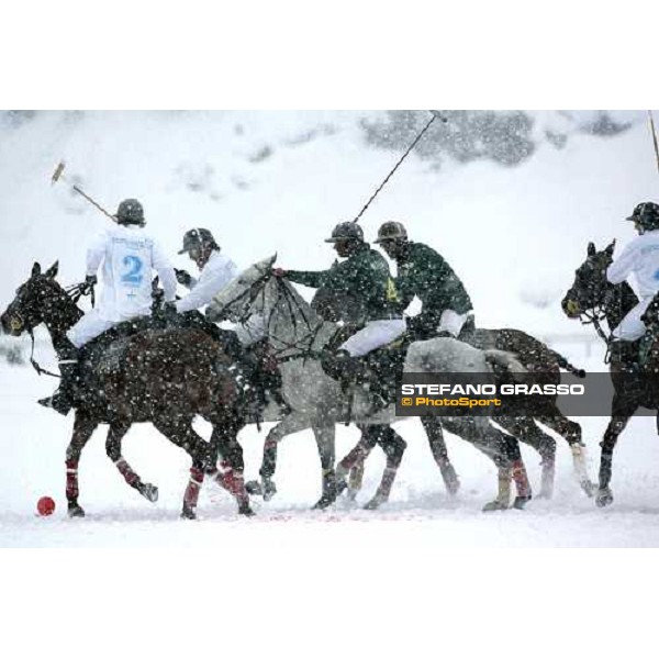 Deutsche Bank vs. Champagne Ruinart Cortina Winter Polo Cup 2006 Cortina, 21 febbraio 2006 ph. Stefano Grasso