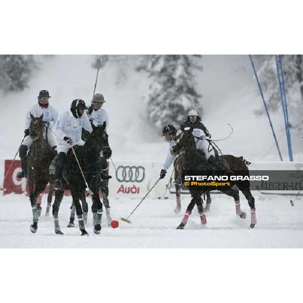 Deutsche Bank vs. Champagne Ruinart Cortina Winter Polo Cup 2006 Cortina, 21 febbraio 2006 ph. Stefano Grasso