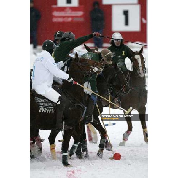 Deutsche Bank PWM vs Champagne Ruinart - Roberto Marraffa Cortina Winter Polo Cup 2006 Cortina, 21 febbraio 2006 ph. Stefano Grasso