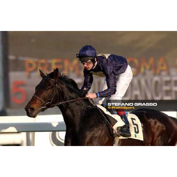 \'Ted Durcan on Imperial Dancer on the winning post of Gran Premio Roma Rome, nov. 16 2003-ph.Stefano Grasso\' 