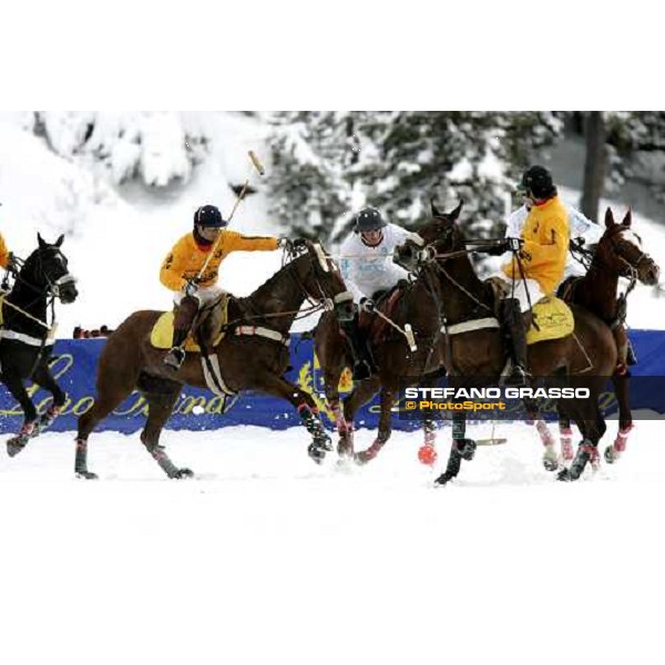 Hotel de La Poste vs. Deuitsche Bank PWM Cortina Winter Polo Cup Jager-LeCoultre Gold Cup Cortina, 23 febbraio 2006 ph.Stefano Grasso