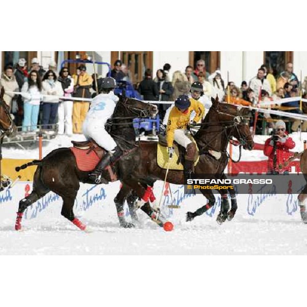 Hotel de La Poste vs. Deutsche Bank PWM Cortina Winter Polo Cup Jager-LeCoultre Gold Cup Cortina, 23 febbraio 2006 ph.Stefano Grasso