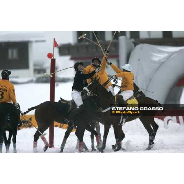 finale hotel de La Poste vs. Audi Cortina Winter Polo Jaeger-LeCoultre Gold cup Cortina, 25 febbraio 2006 ph. Stefano Grasso