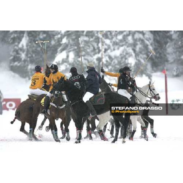 Hotel de La Poste vs. Audi Cortina Winter Polo Jaeger-LeCoultre Gold cup Cortina, 25 febbraio 2006 ph. Stefano Grasso