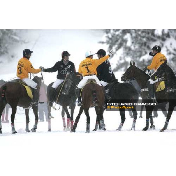 Hotel de la Poste Polo Team vincitore del torneo Cortina Winter Polo Jaeger-LeCoultre Gold cup Cortina, 25 febbraio 2006 ph. Stefano Grasso