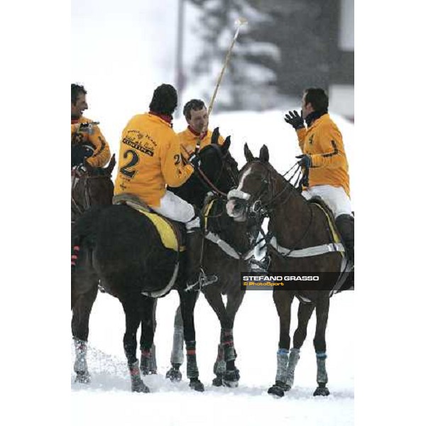 Hotel de la Poste Polo Team vincitore del torneo Cortina Winter Polo Jaeger-LeCoultre Gold cup Cortina, 25 febbraio 2006 ph. Stefano Grasso
