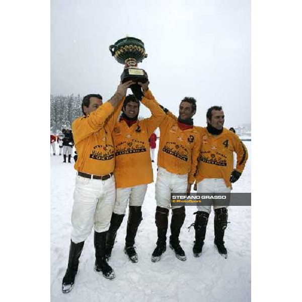 premiazione Hotel de La Poste Polo Team vincitore del Torneo Cortina Winter Polo Jaeger-LeCoultre Gold cup Cortina, 25 febbraio 2006 ph. Stefano Grasso