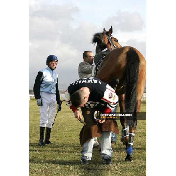 Terra Romana and Thierry Boyer before the start of LVI Gran Corsa Siepi di Roma Roma, 19th february 2006 ph. Stefano Grasso