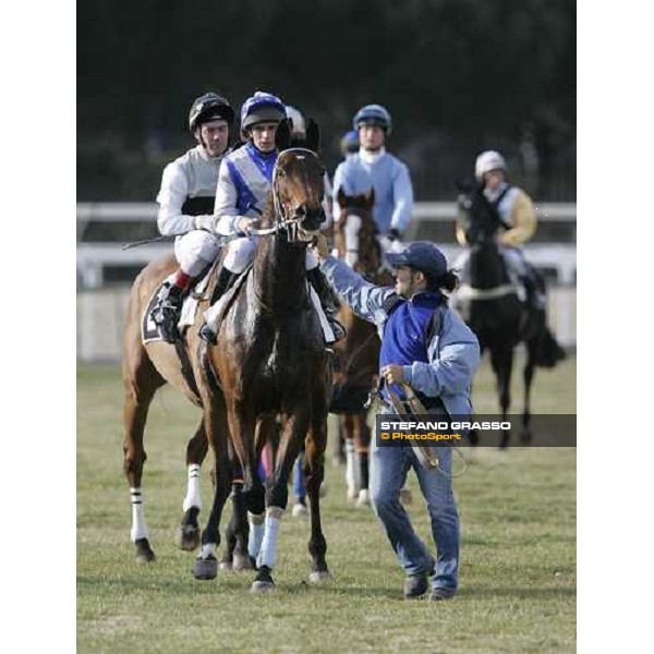 the horses go to the start of LVI Gran Corsa Siepi di Roma - Almanzor Roma, 19th february 2006 ph. Stefano Grasso